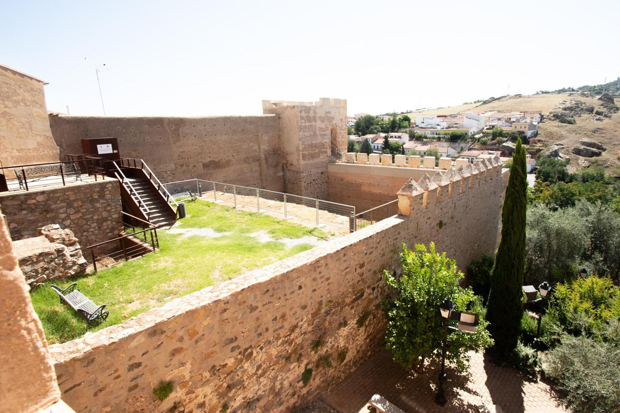 Apartamento Baluarte De Los Pozos Caces エクステリア 写真